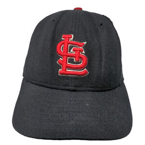 New Era Men's Fitted Hat Blue Size 7 1/2 Embroidered Saint Louis Cardinals Logo
